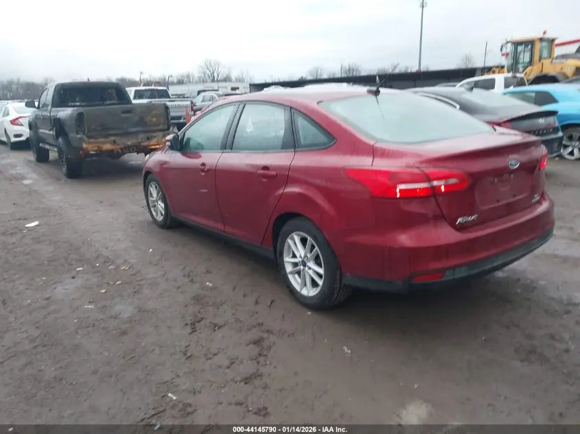 2015 FORD FOCUS SE