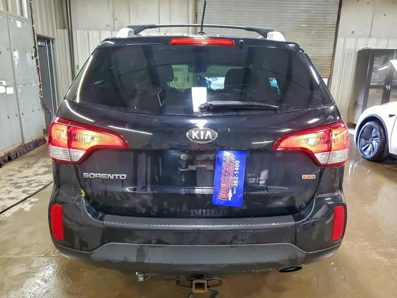 2015 KIA SORENTO LX  
