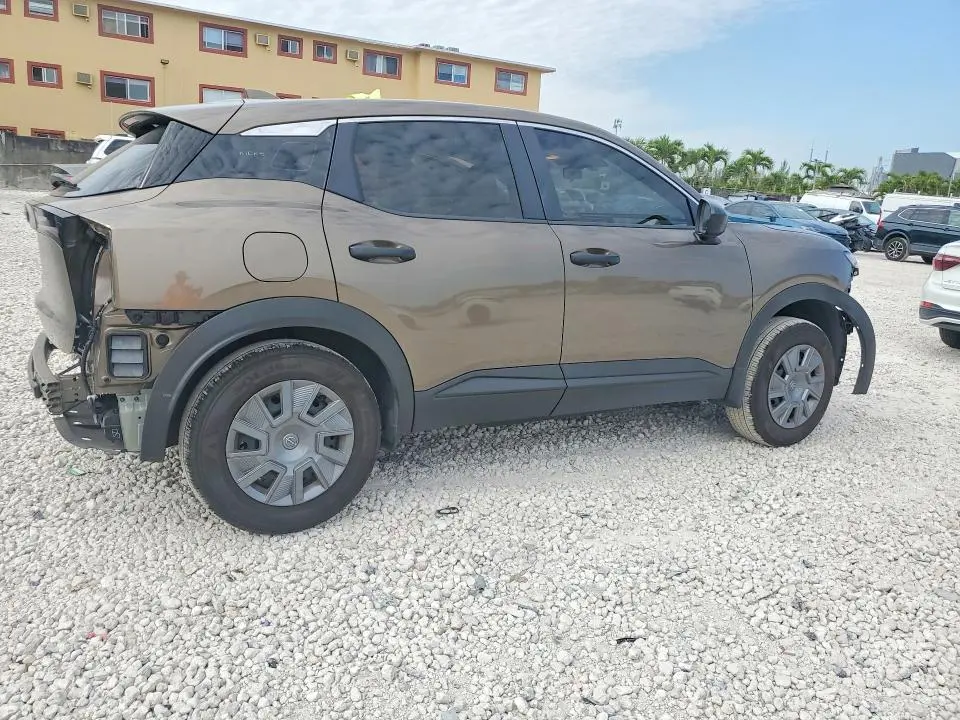 2025 NISSAN KICKS S  
