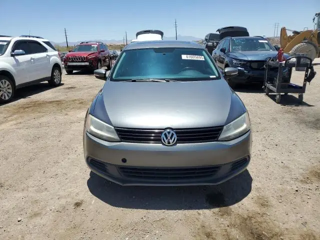 2012 VOLKSWAGEN JETTA SE  