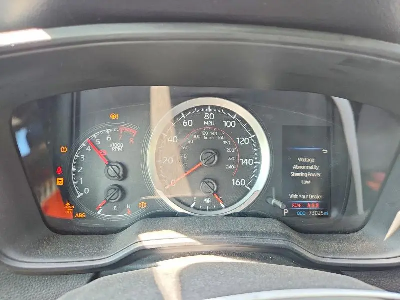2021 TOYOTA COROLLA SE  