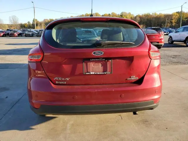 2016 FORD FOCUS SE  