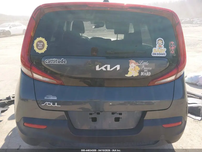 2022 KIA SOUL LX
