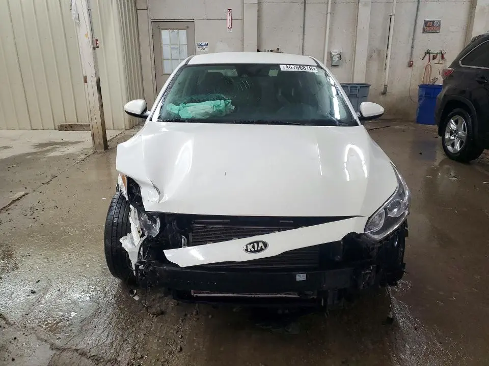 2021 KIA FORTE LXS  