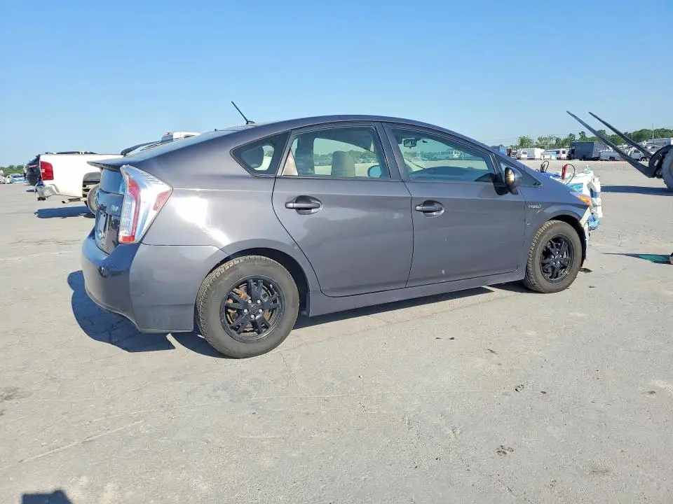 2015 TOYOTA PRIUS TWO  