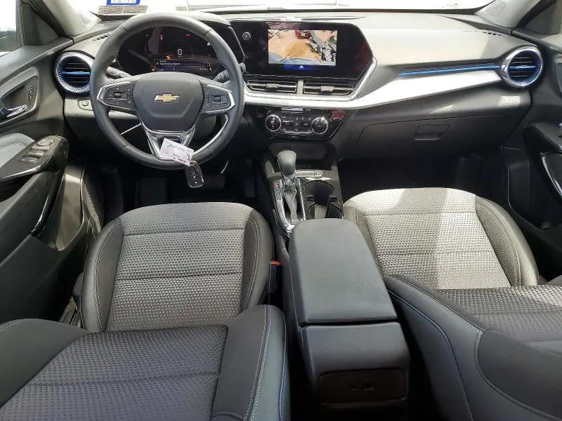 2025 CHEVROLET TRAX 1LT  