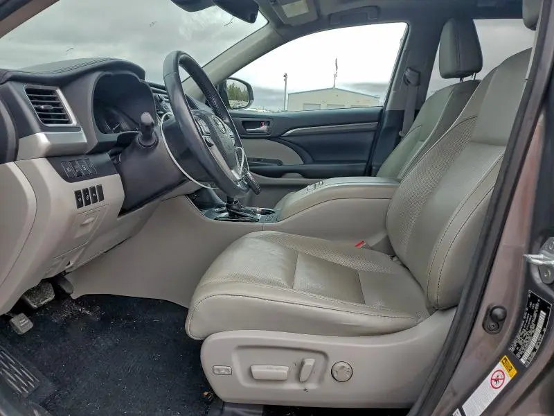 2018 TOYOTA HIGHLANDER LIMITED  