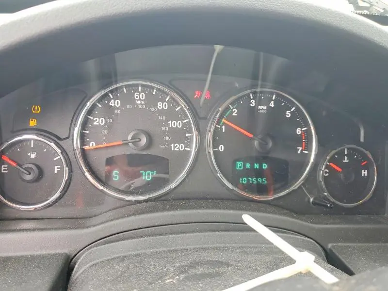 2011 JEEP LIBERTY SPORT  