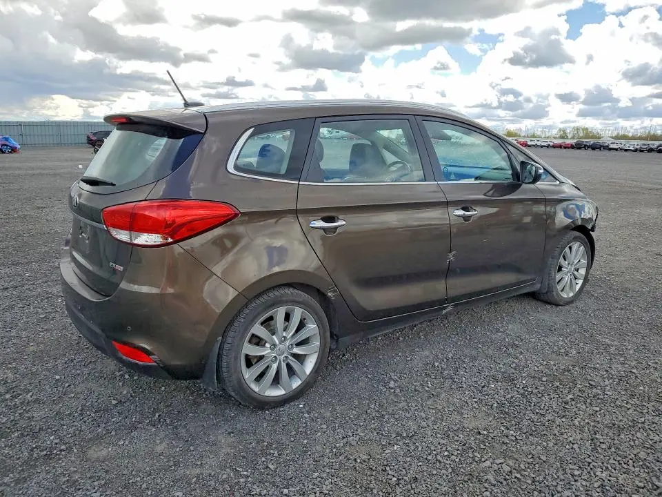 2014 KIA RONDO EX  