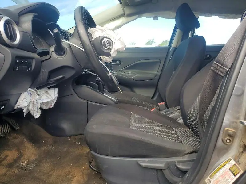 2022 NISSAN VERSA S  