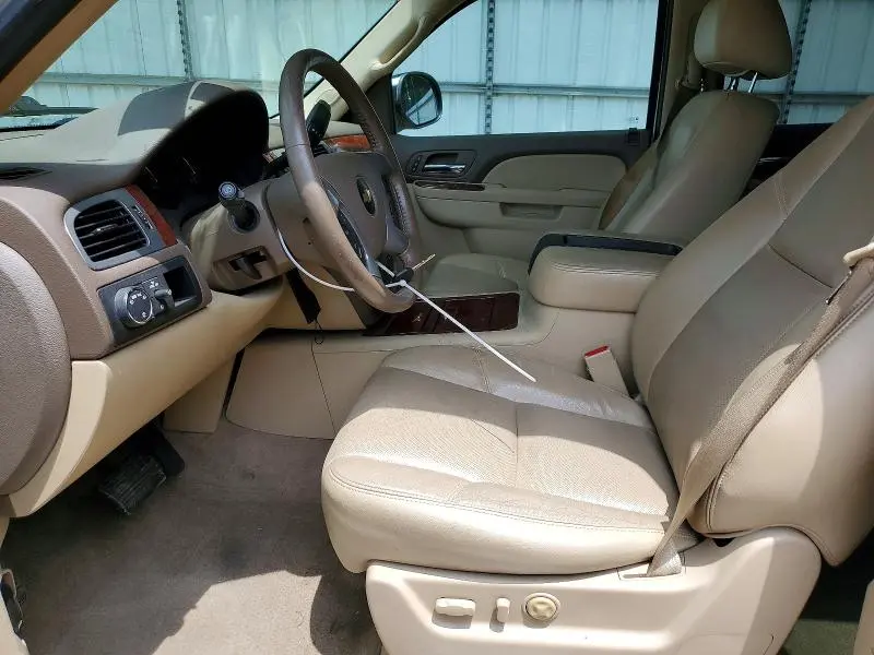 2012 CHEVROLET TAHOE C1500 LTZ  