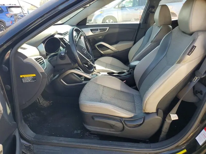2013 HYUNDAI VELOSTER BASE  