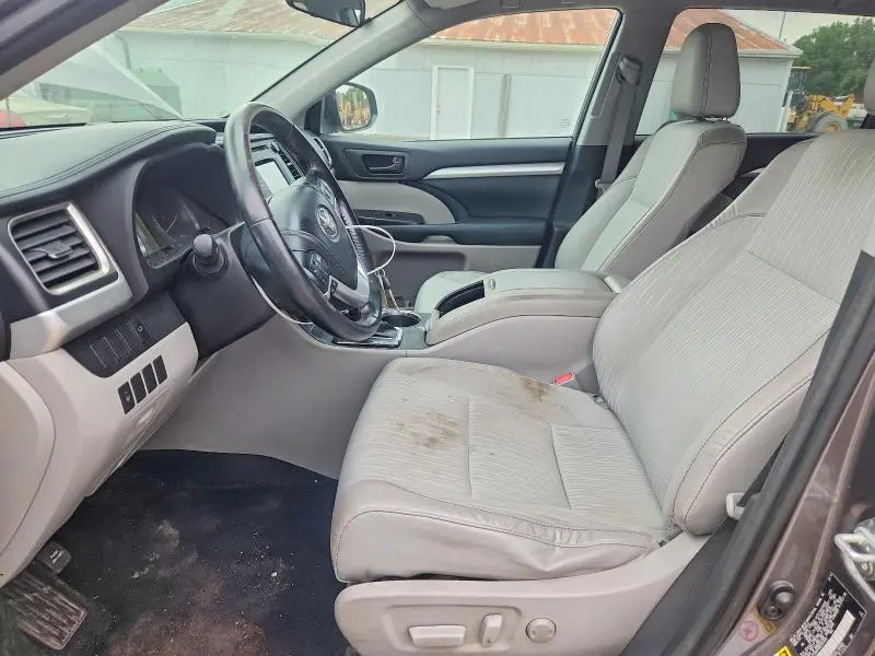 2014 TOYOTA HIGHLANDER LE PLUS  