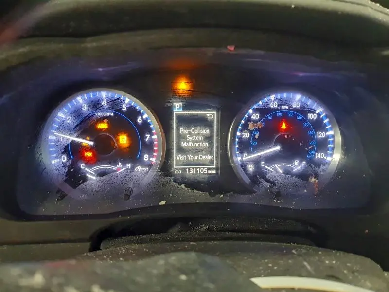 2017 TOYOTA HIGHLANDER LE  