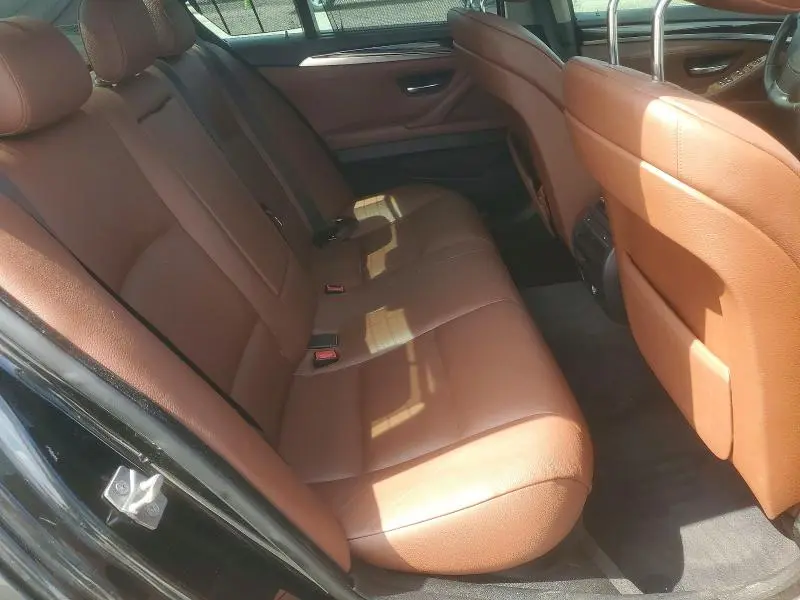 2011 BMW 528 I  