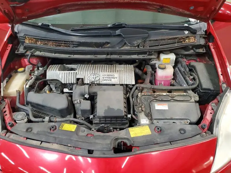 2013 TOYOTA PRIUS TWO  