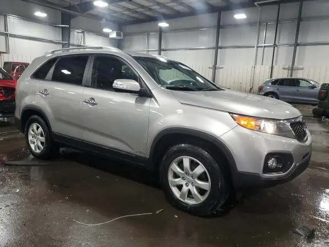 2013 KIA SORENTO LX  