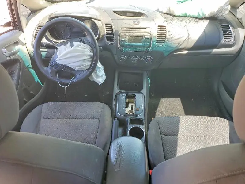2017 KIA FORTE LX  