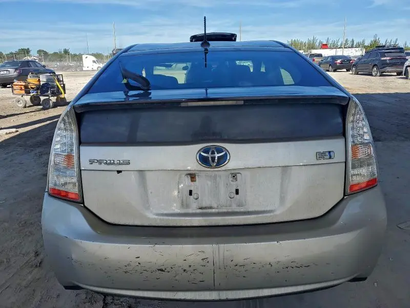 2011 TOYOTA PRIUS TWO  