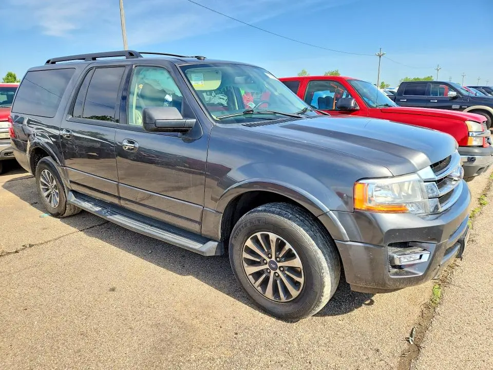 2017 FORD EXPEDITION EL XLT  