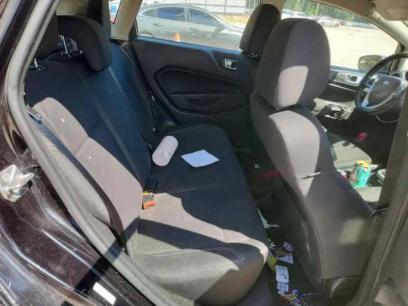 2015 FORD FIESTA SE  