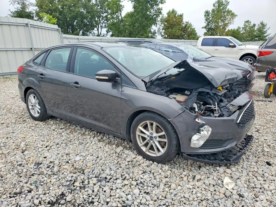 2016 FORD FOCUS SE  