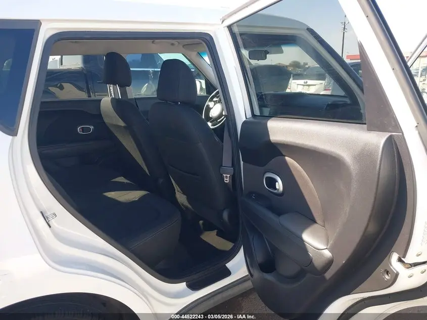 2018 KIA SOUL +