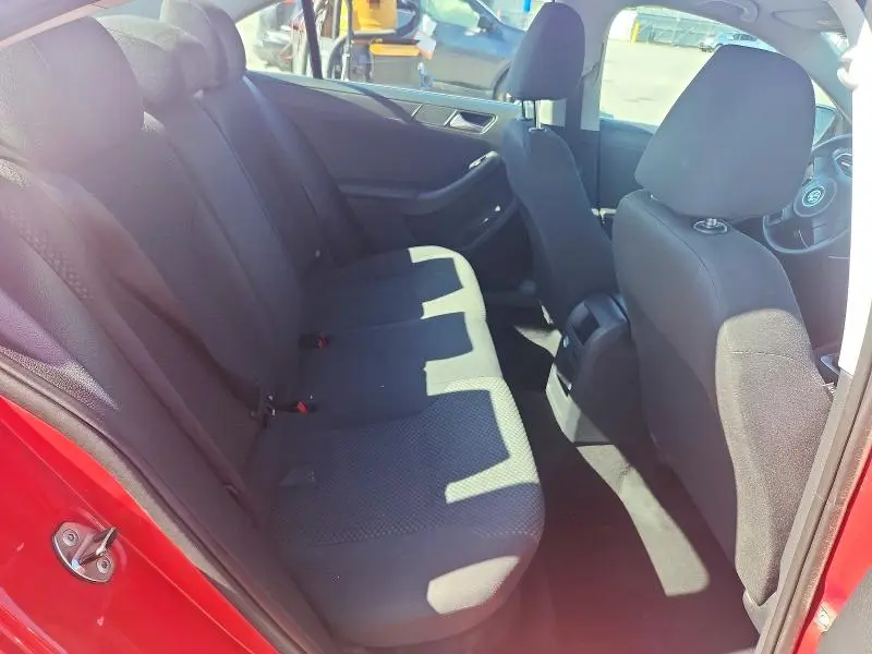 2014 VOLKSWAGEN JETTA BASE  