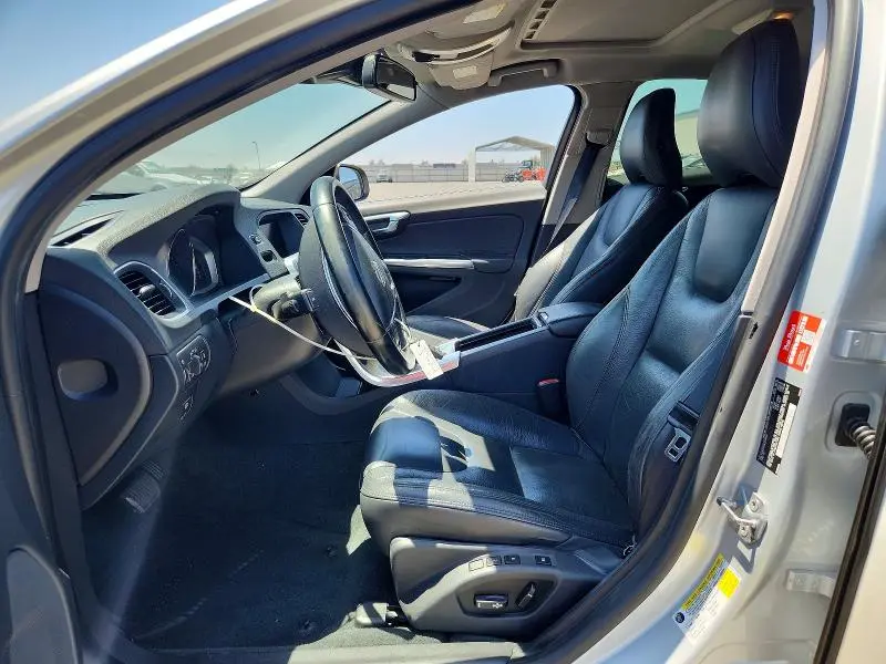 2014 VOLVO S60 T5  