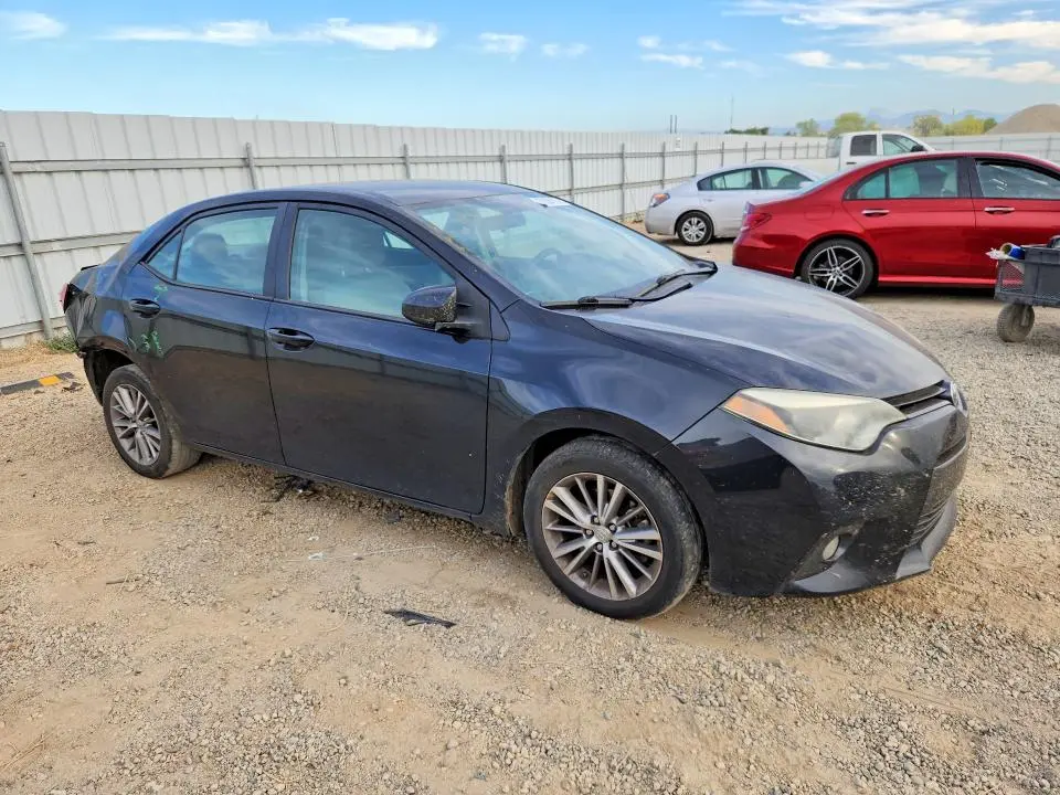 2015 TOYOTA COROLLA LE PLUS  