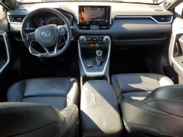 2021 TOYOTA RAV4 XSE  