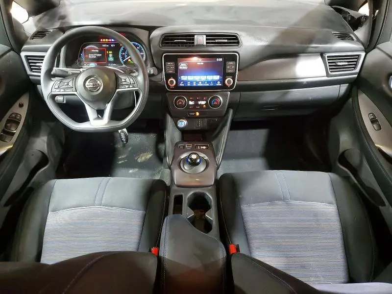 2022 NISSAN LEAF S  