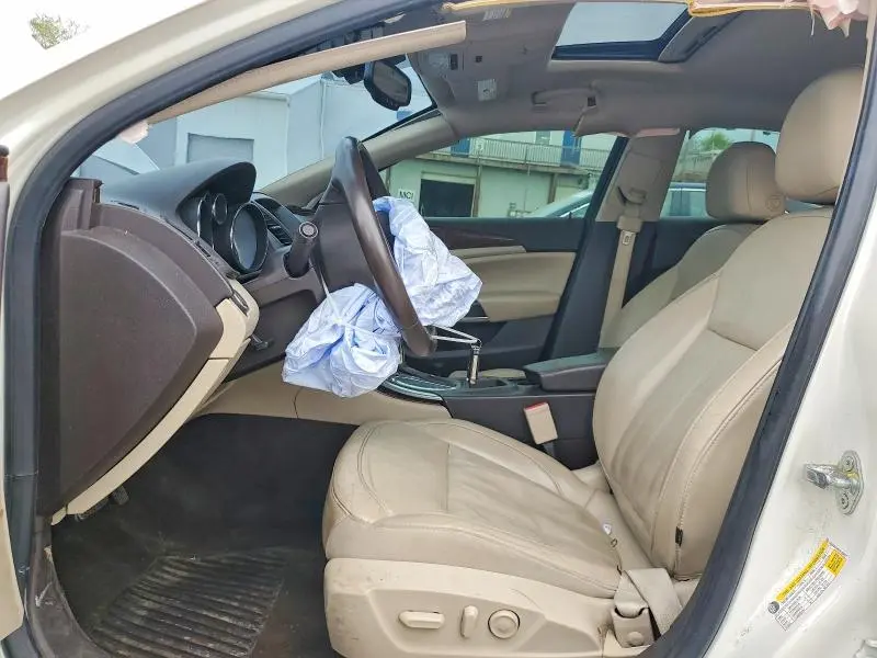 2013 BUICK REGAL PREMIUM  