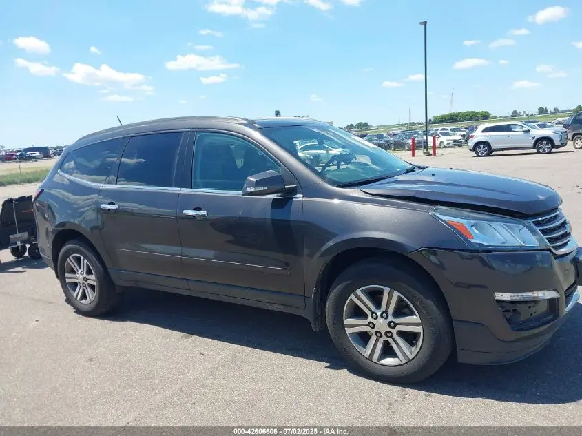 2017 CHEVROLET TRAVERSE 2LT