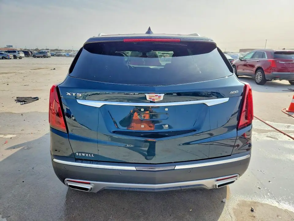 2025 CADILLAC XT5 PREMIUM LUXURY  