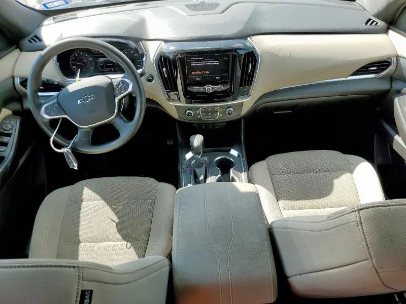 2022 CHEVROLET TRAVERSE LS  