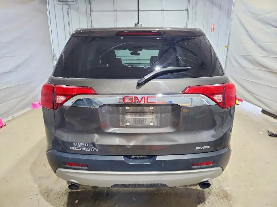 2019 GMC ACADIA SLE  