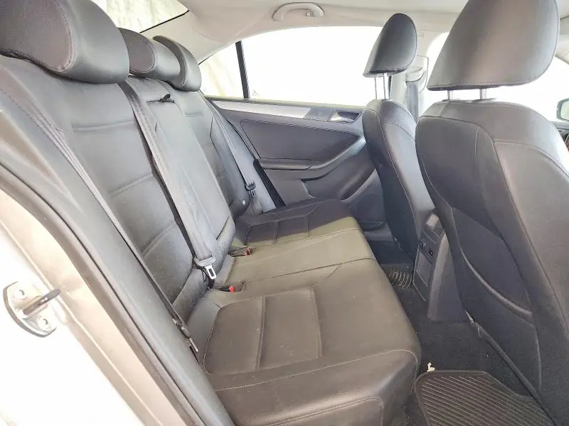 2012 VOLKSWAGEN JETTA TDI  