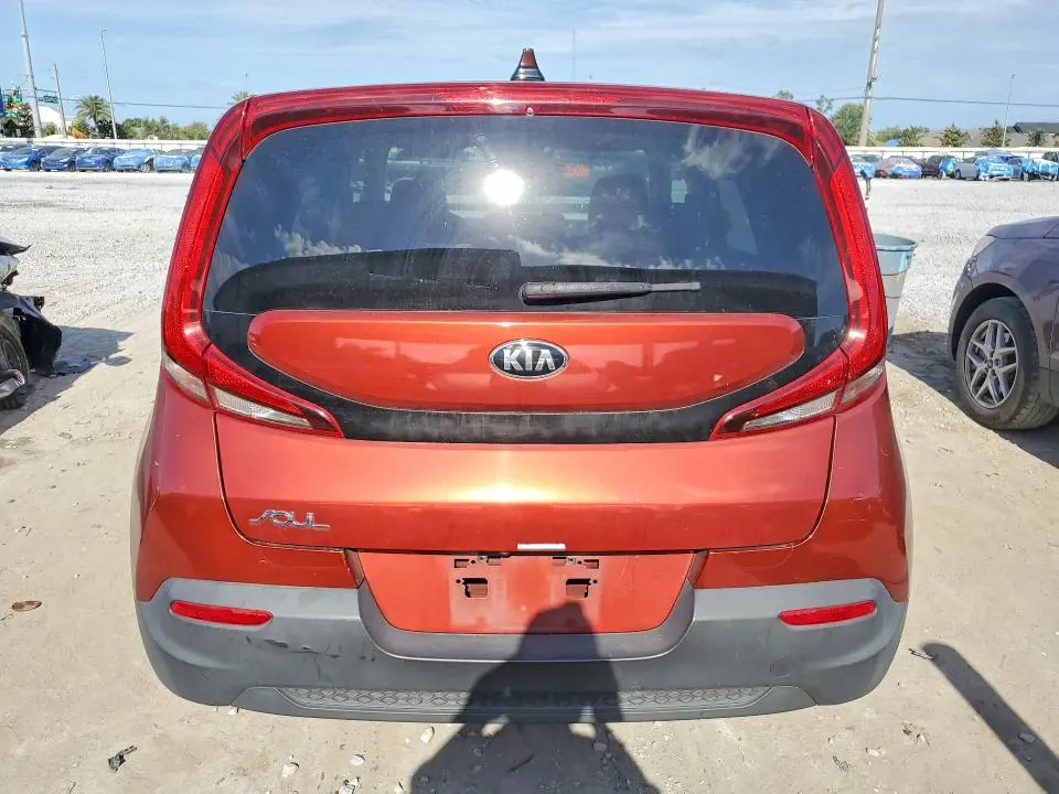2020 KIA SOUL LX  