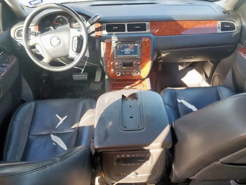 2011 CHEVROLET SUBURBAN C1500 LTZ  