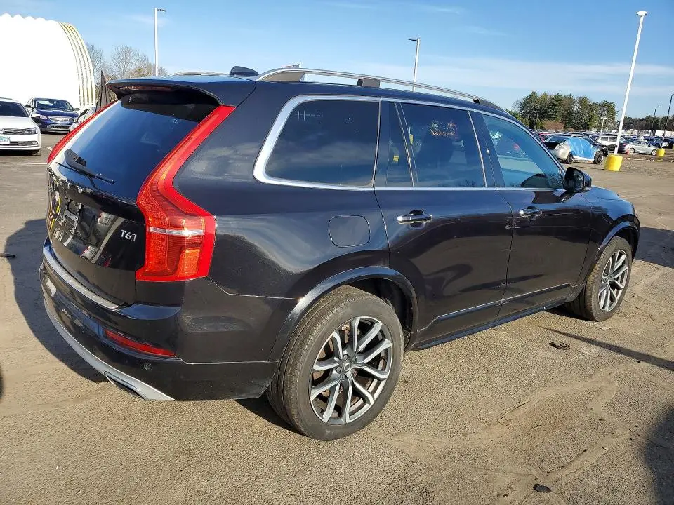 2016 VOLVO XC90 T6  