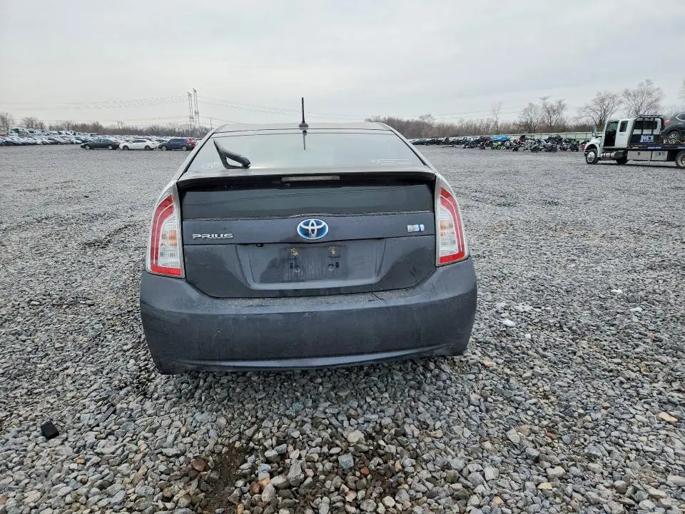 2015 TOYOTA PRIUS   