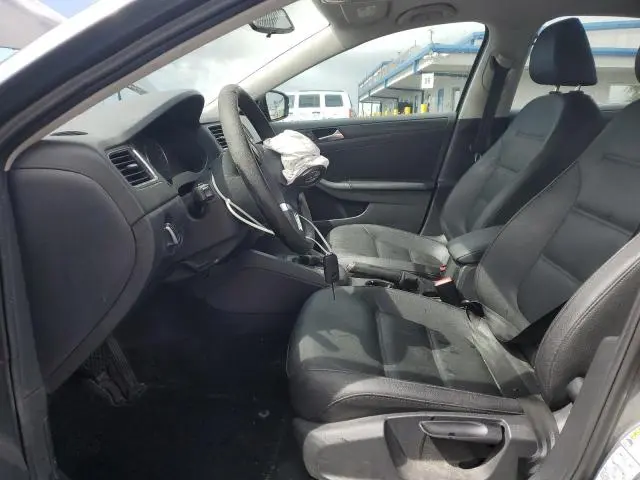 2012 VOLKSWAGEN JETTA SE  