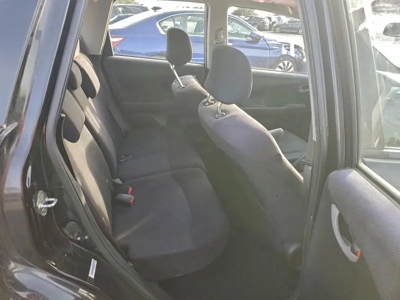 2011 HONDA FIT SPORT  