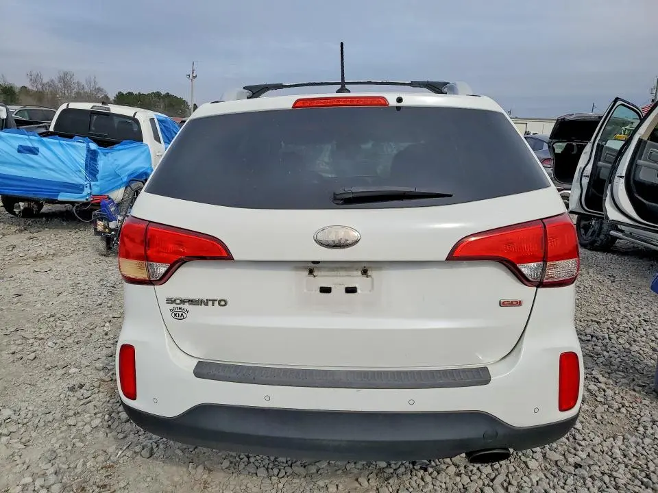 2014 KIA SORENTO LX  
