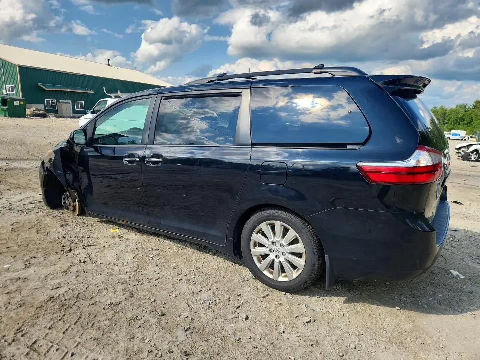 2015 TOYOTA SIENNA XLE 7-PASSENGER  