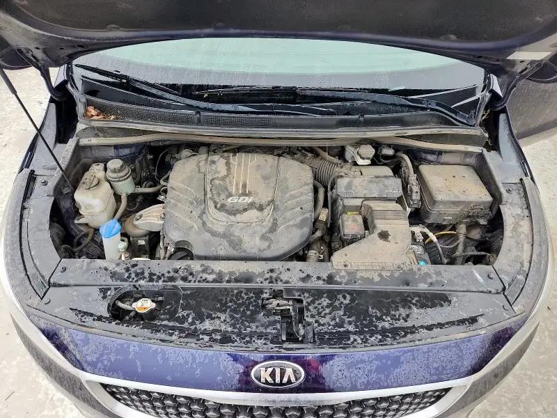 2018 KIA SEDONA LX  