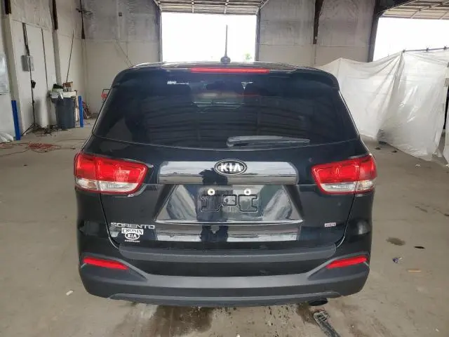 2017 KIA SORENTO LX  