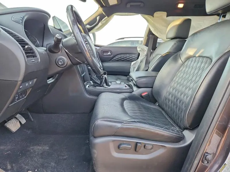 2022 INFINITI QX80 LUXE  