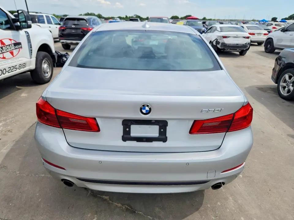 2019 BMW 530 I  